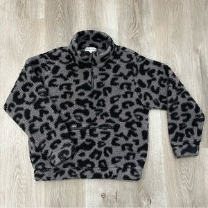 Fuzzy Fleece-like Warm Pull-Over Jacket - 3/4 Zip - Cheetah Leopard Print